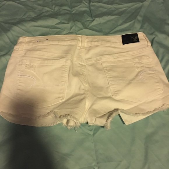 Shorts - Picture 2 of 3